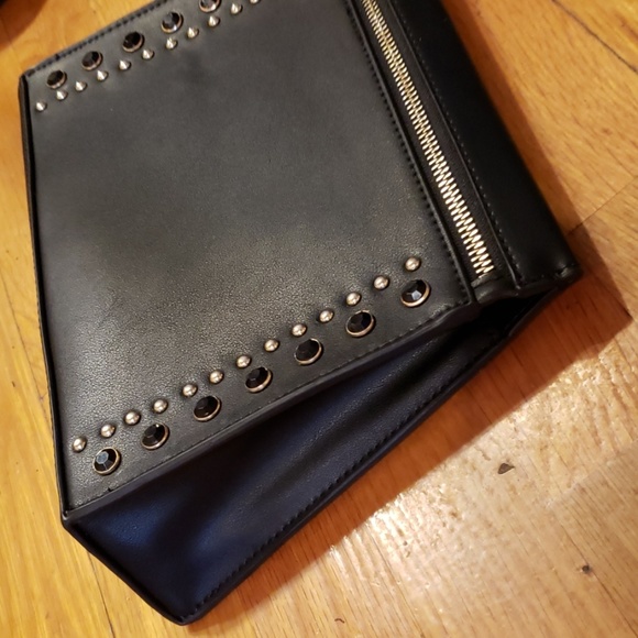 NWT Express Black Leather Rhinestone & Chain Purse - Picture 8 of 8